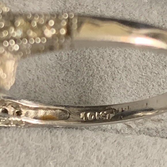 Helenite & Diamond 10k White Gold Ring - Picture 7 of 15